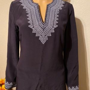 ANN TAYLOR beautiful blouse blue 100% silk size XS